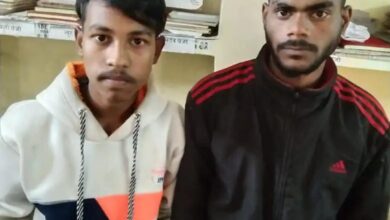 Photo of मोबाइल और रुपए की छिनतई करने वाले गिरोह के दो सदस्यों को पुलिस ने गिरफ्तार