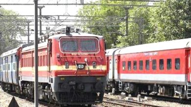 Photo of Indian Railway: रेलवे ने आज कैंसिल की 387 ट्रेनें, घर से निकलने से पहले यहां देखें लिस्ट