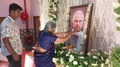 Photo of स्वर्गीय बृज बिहारी शर्मा जी का स्मृति सभा में परिवार एवं मित्रों ने दिया श्रद्धांजलि